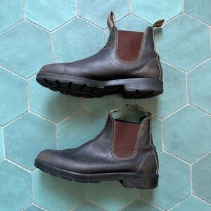 Blundstone 500 brown AU 9 US Mens 10 US Womens 11